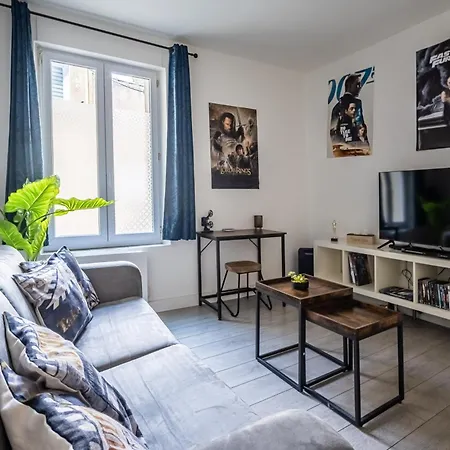 L'appart Cinema Centre 公寓 纳博讷