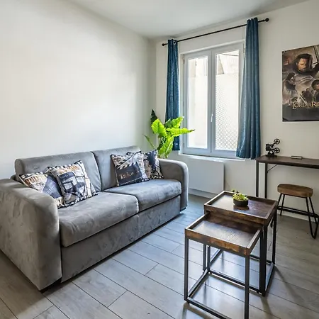 L'appart Cinema Centre 纳博讷